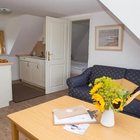 Haus Bräätlun - 2 Apartment Norddorf auf Amrum